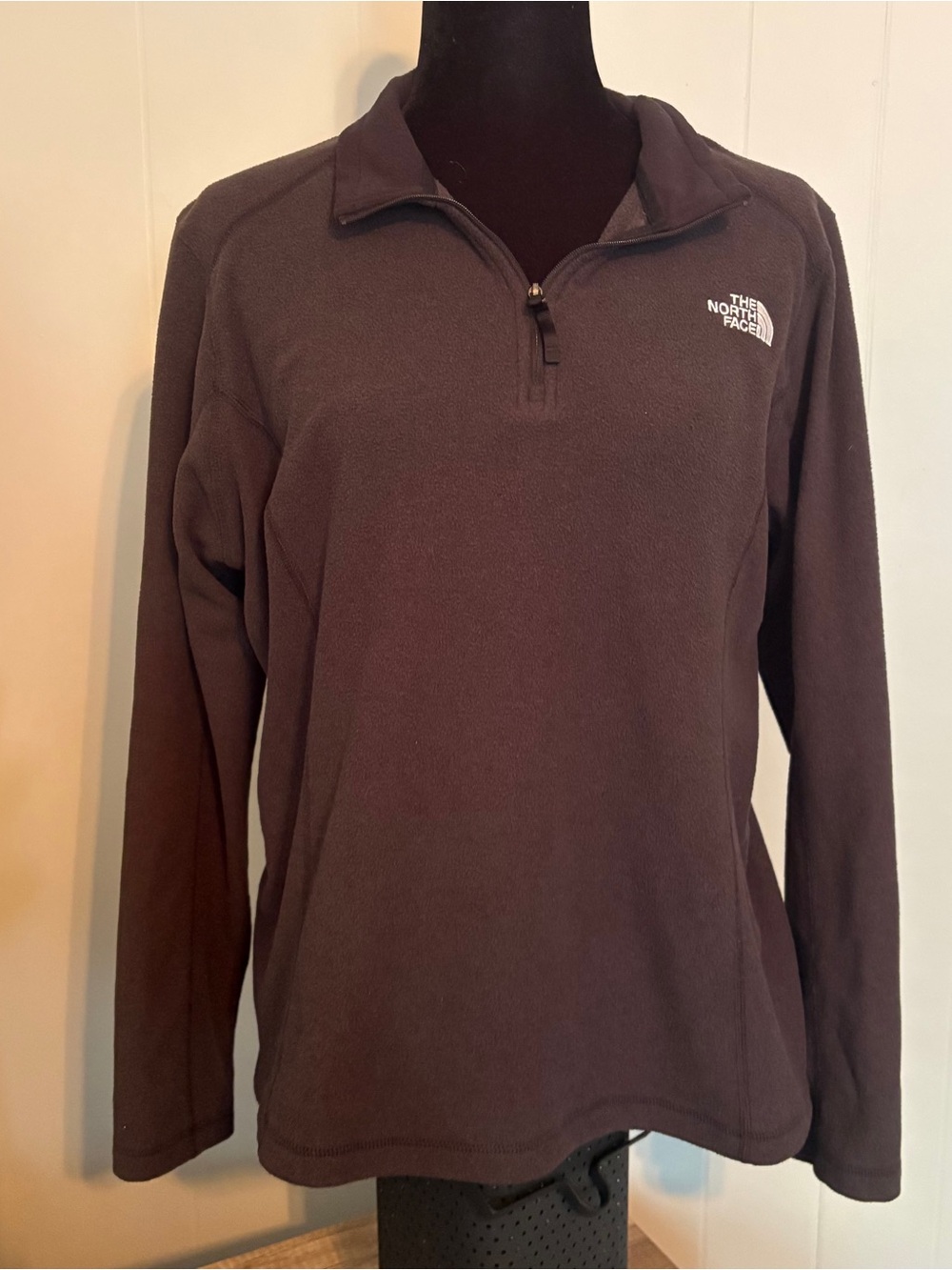 The North Face Women's Black Fleece 1/4 Zip Pullover Size